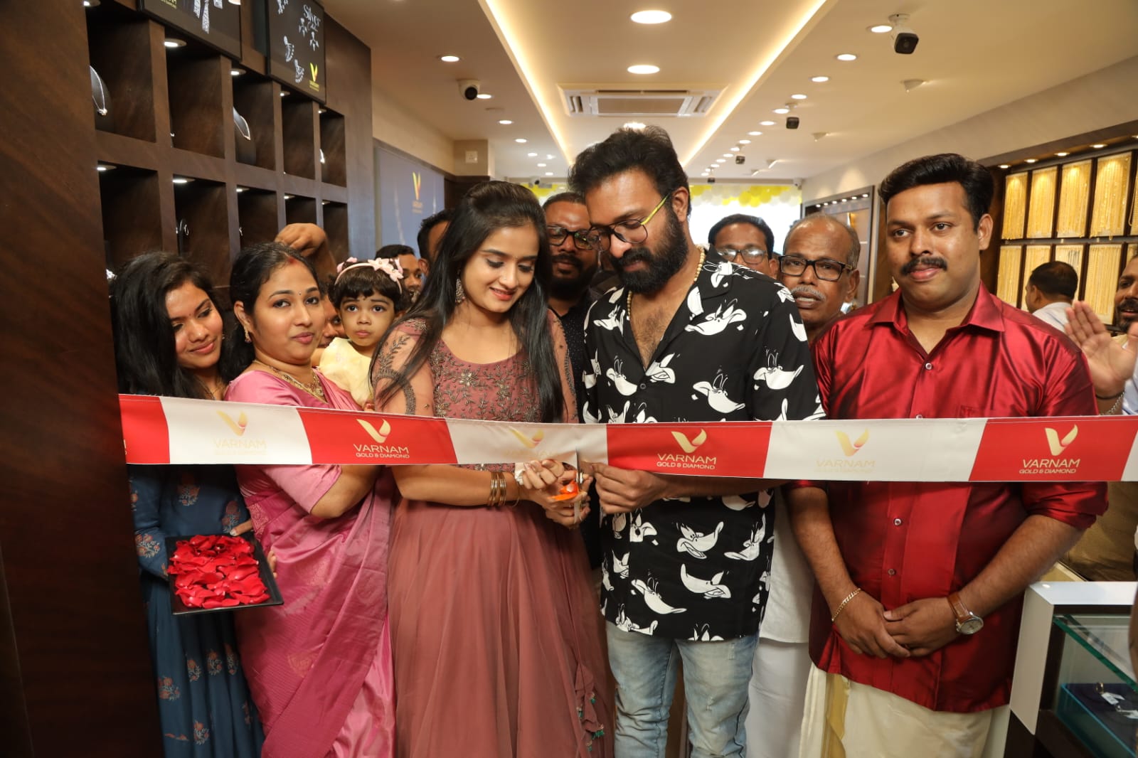VARNAM JEWELLERY VENGARA