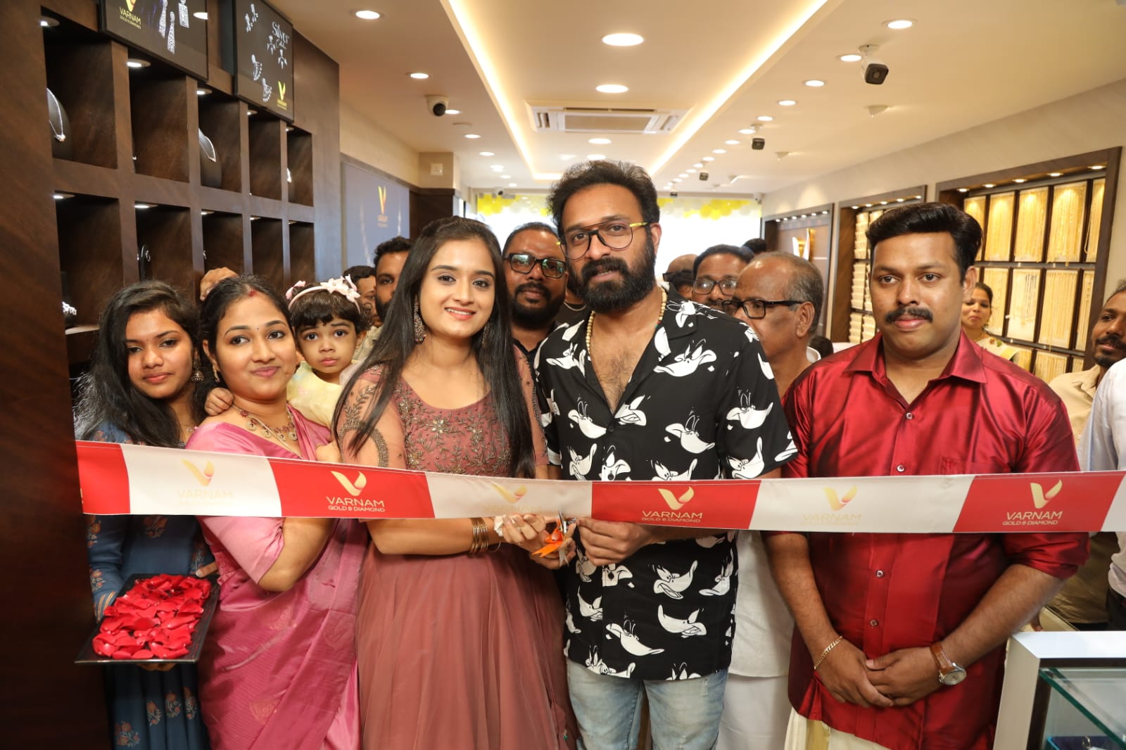 VARNAM JEWELLERY VENGARA